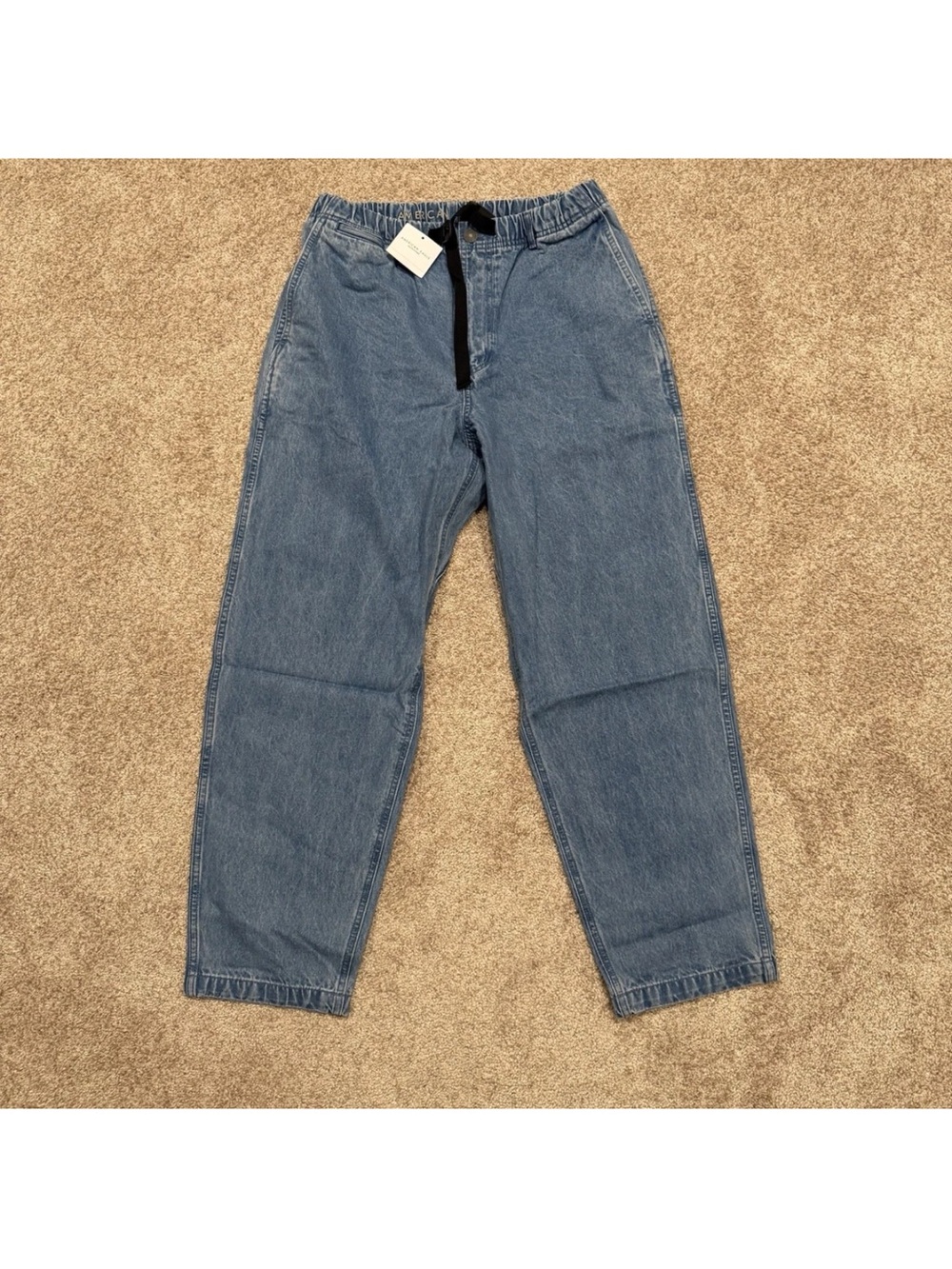 Men’s Size Medium American Eagle Outfitters Belted Loose Jeans Blue